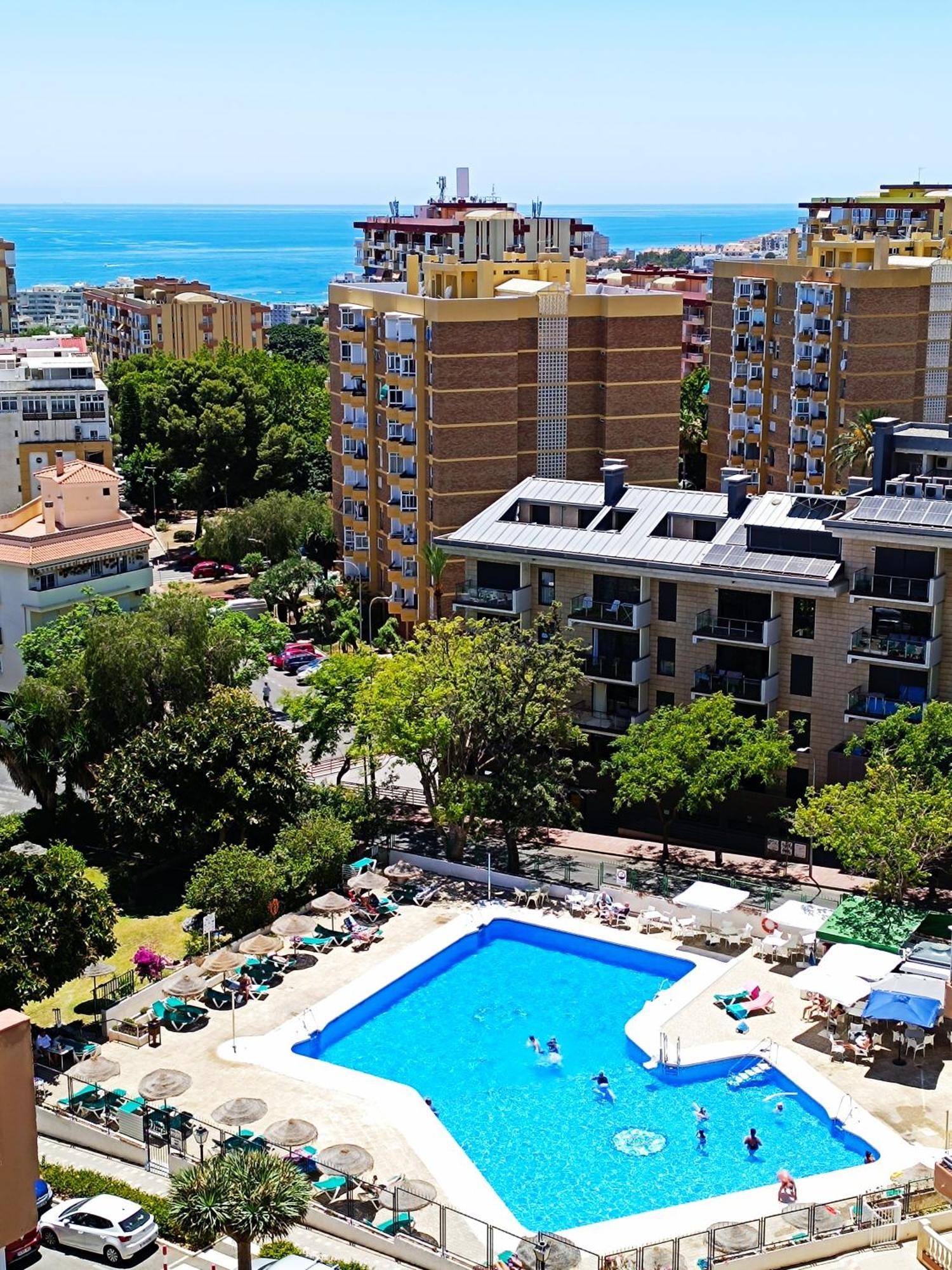Attico Acuario, 2 Bathrooms Top Floor Appartment With Sea And Mountain Views Benalmádena Exterior photo